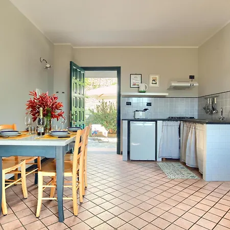 Prázdninový dům Casa Immersa Nella Natura Con Piscina Ac E Wi-fi 1 *