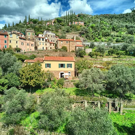 Holiday home Casa Immersa Nella Natura Con Piscina Ac E Wi-fi 1 Dolcedo