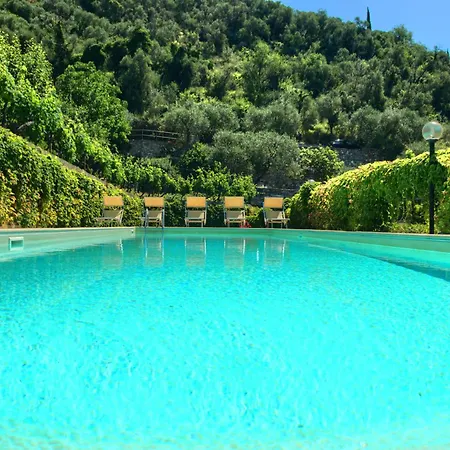 Casa Immersa Nella Natura Con Piscina Ac E Wi-fi 1 *